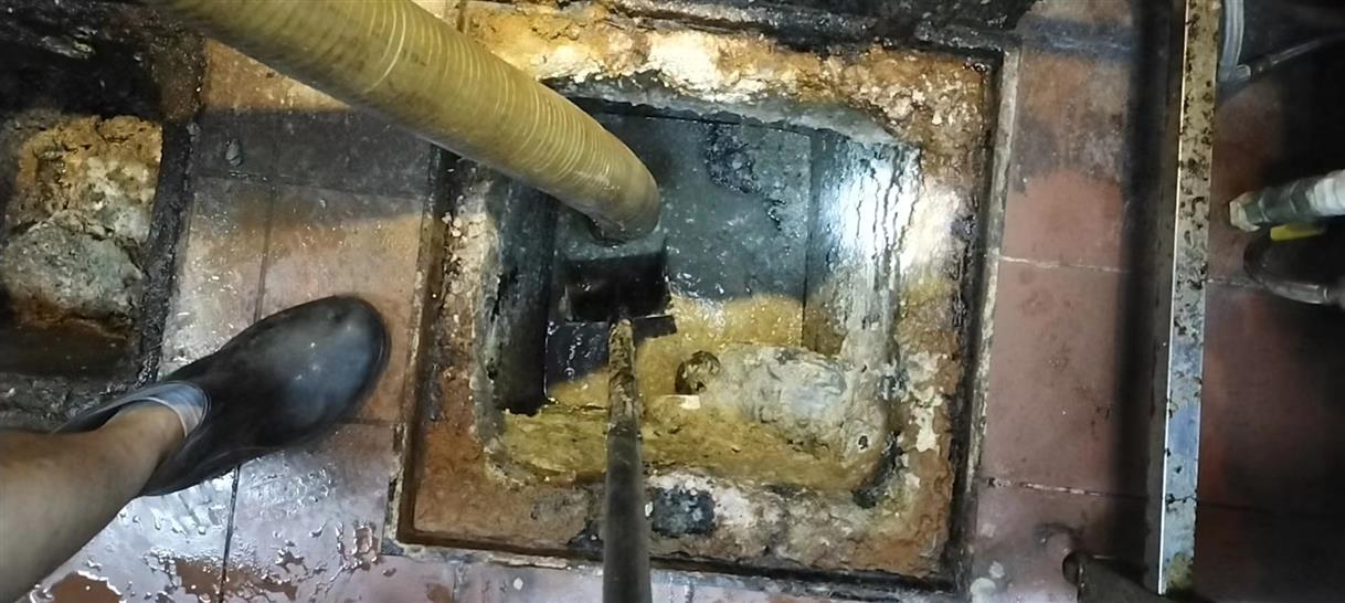 汉南污水池清理一般都有毒气，怎么预防中毒呢？